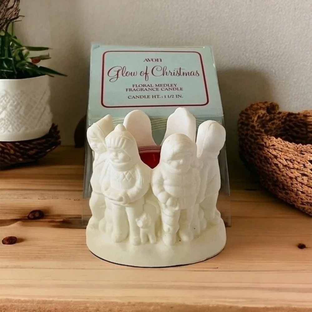 Vintage Avon Glow Of Christmas Fragrance Candle 4.5